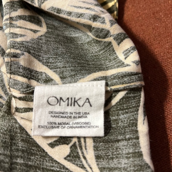 Omika Billie Midi Dress - Picture 13 of 16